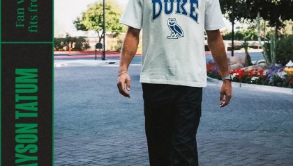 大Deuce！凯尔特人官方晒杰森-塔图姆的穿搭照与球迷分享