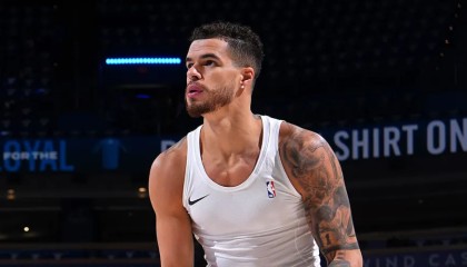 追上曾经的自己，8年时间终于迎来爆发，场均26＋8是他最好的宣言