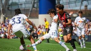 开云中国官网-刚提的新车！米体：亚沙里与希门尼斯相撞 腓骨严重受伤&amp;可能骨折