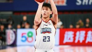 开云中国官网-24-25CBA常规赛本土得分Top3：林葳场均21.1分唯一破20 大秋第二