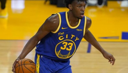 开云手机客户端-怀斯曼恢复到100%状态 轮换阵容还有他的位置吗？