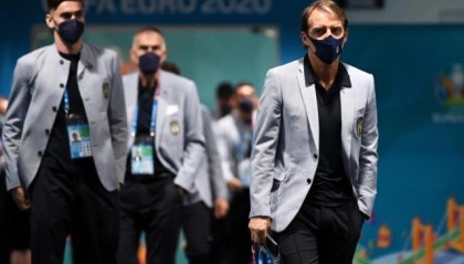 开云手机客户端-【前瞻】曼奇尼的“恩师”消停了，英国人为难意大利？